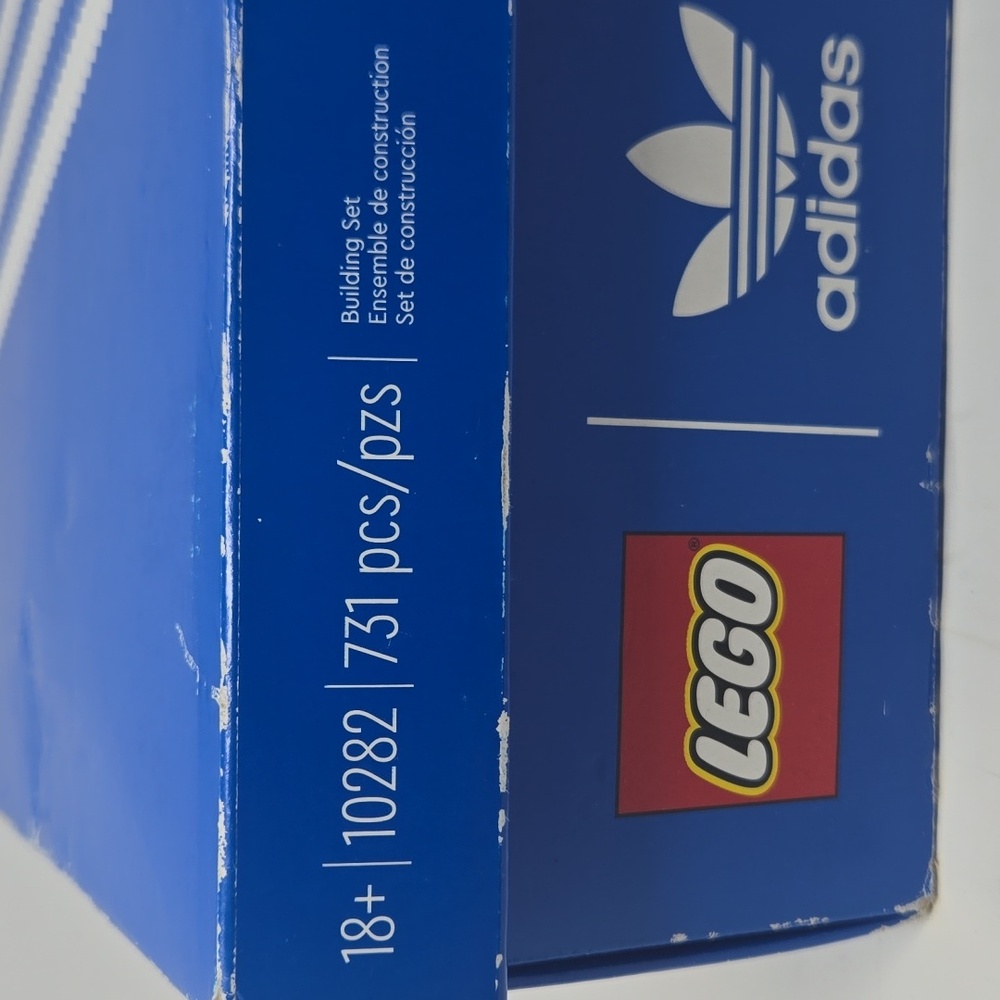 LEGO Adidas Originals Superstar Set - Picture 4 of 8